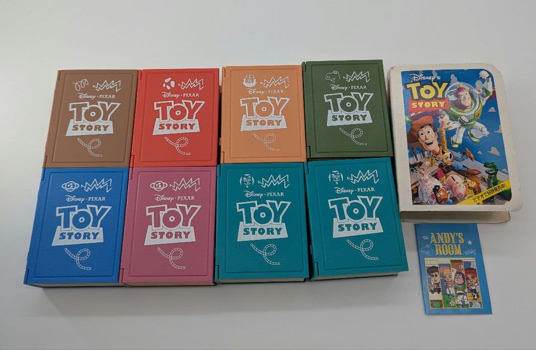 トイストーリー トレンドングフィギュア　ピクサー　POP MART Disney