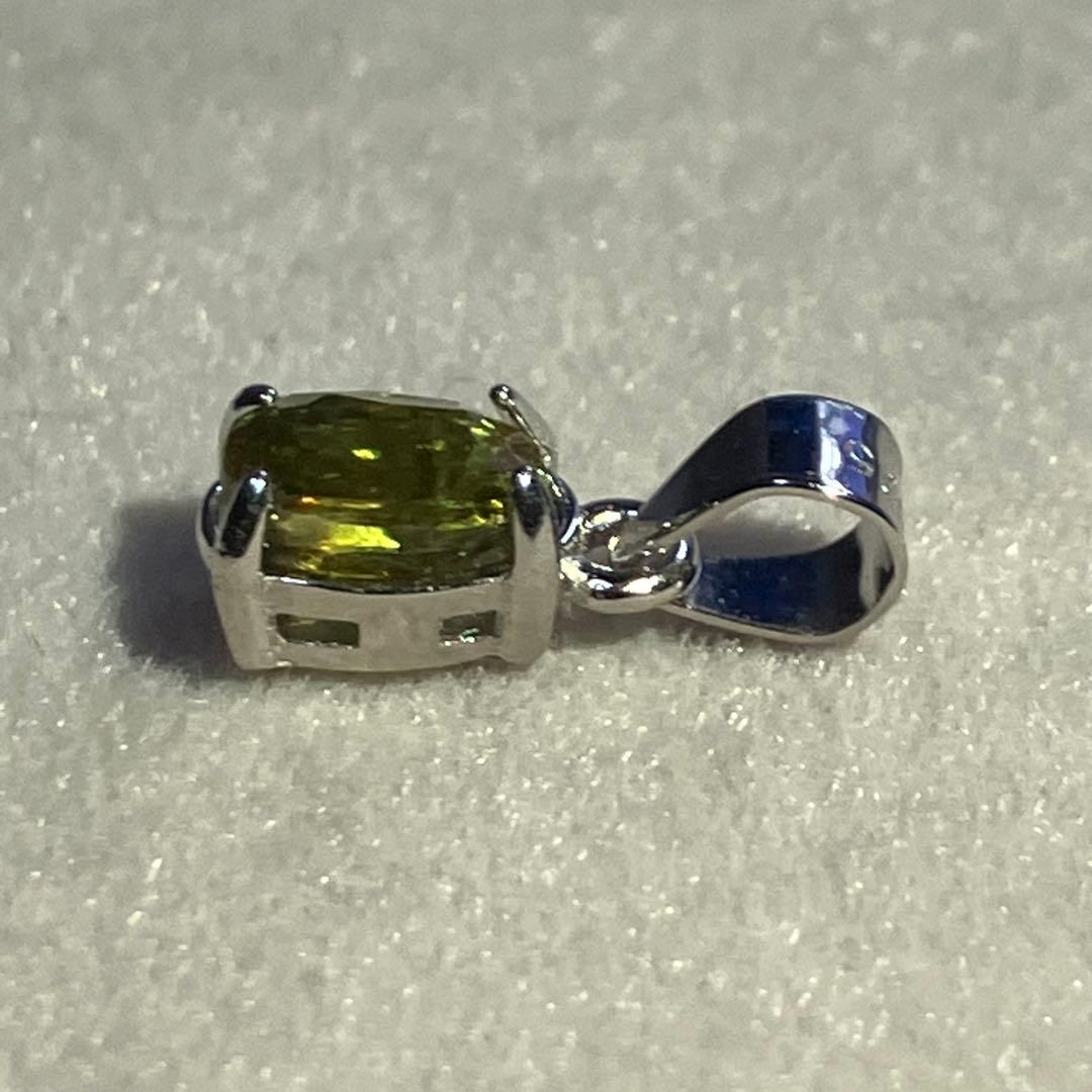 天然石使用　スフェーン　ペンダントトップ