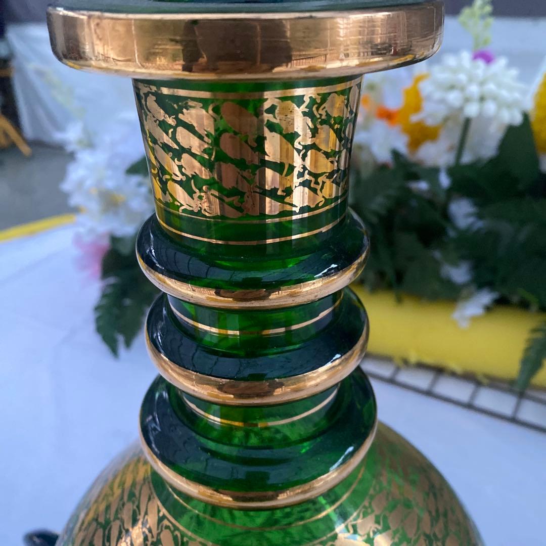 エレガントな緑色と金色の花瓶　デキャンタ　高さ59cm