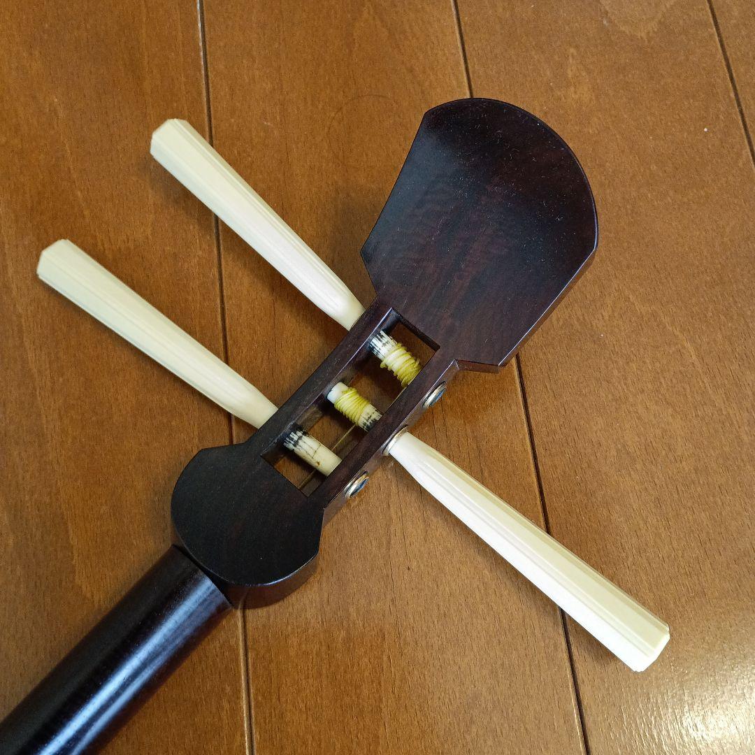 04　細棹　三味線本体　綾杉　金ほぞ