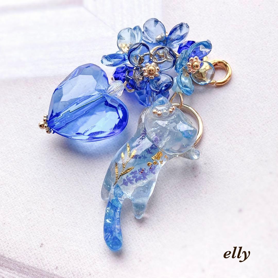 【sawasawa様】1341.天然石　琉球ガラス　紫陽花　じゃれ猫　レジン
