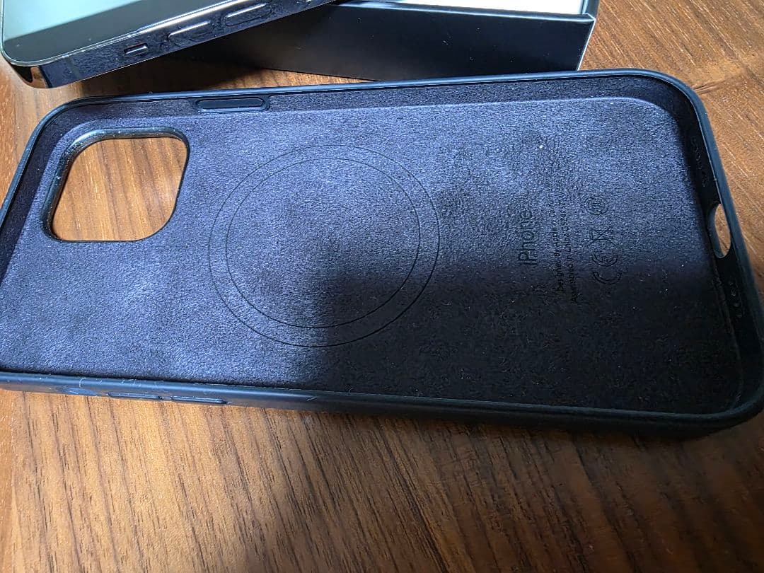 Apple iPhone 13 Pro Max 256GB+純正シリコンケース