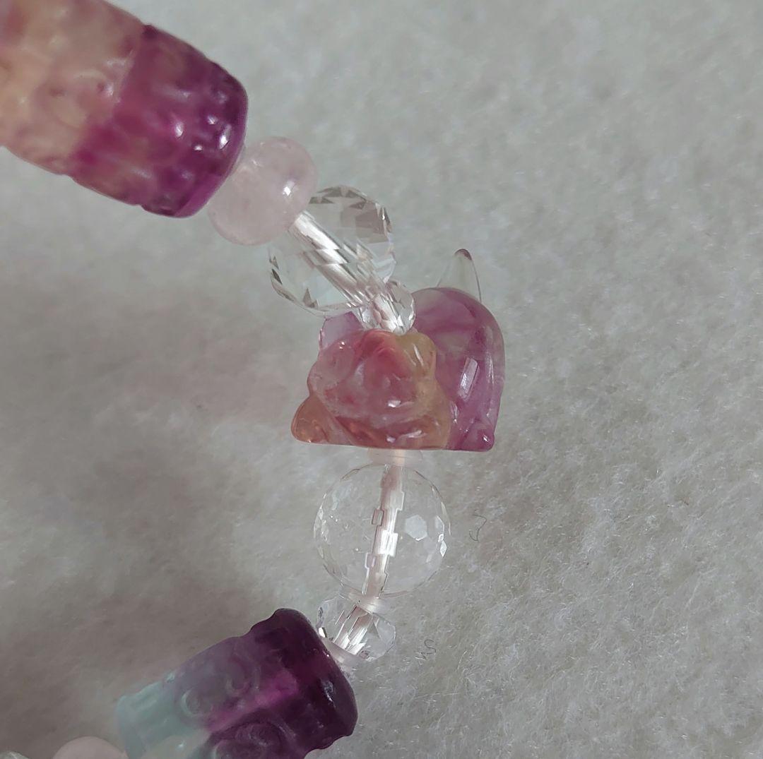 フローライト　ネコ　マニ車　個性的オンリーワン　天然石ブレスレット　素敵な逸品