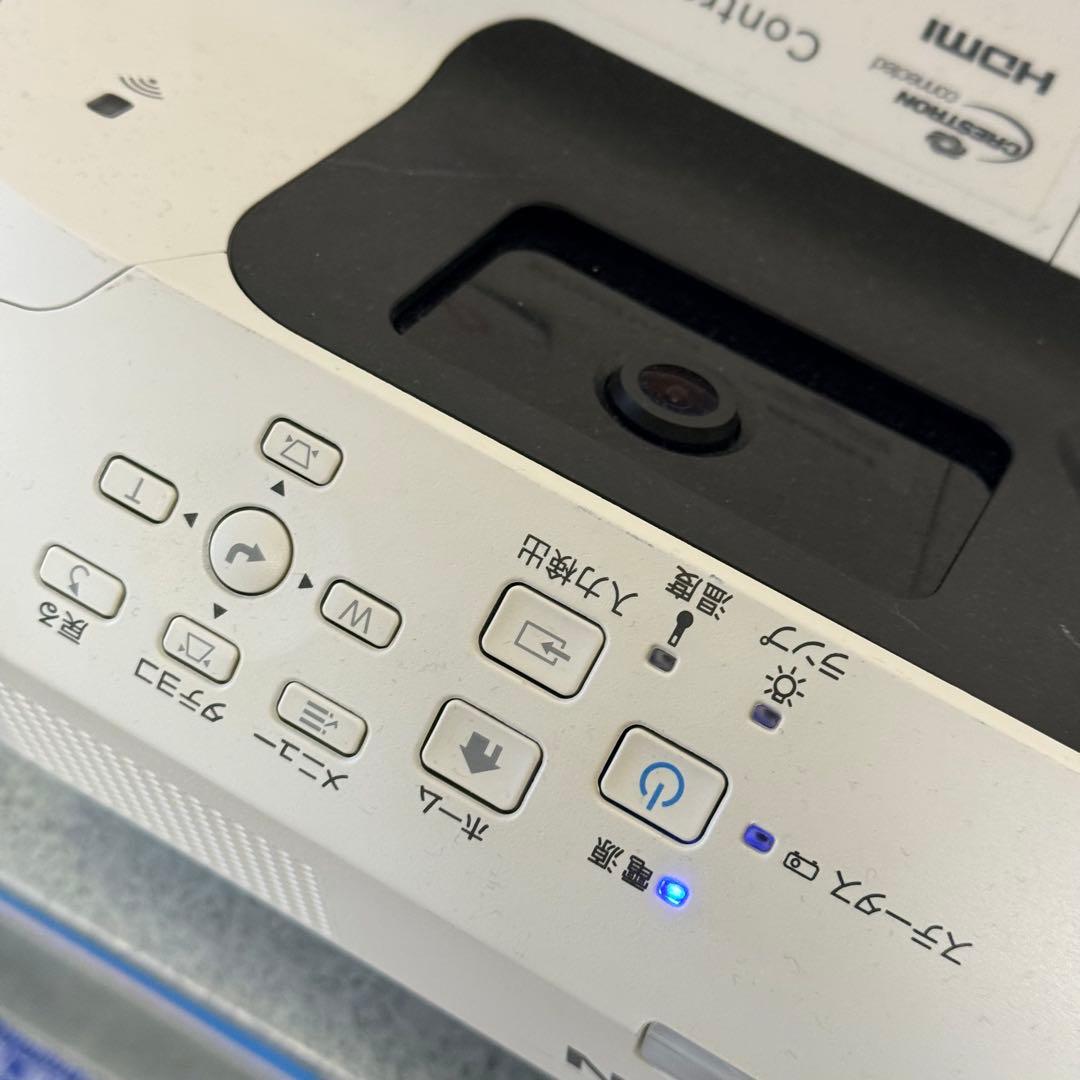 Epson EB-685W プロジェクター 本体