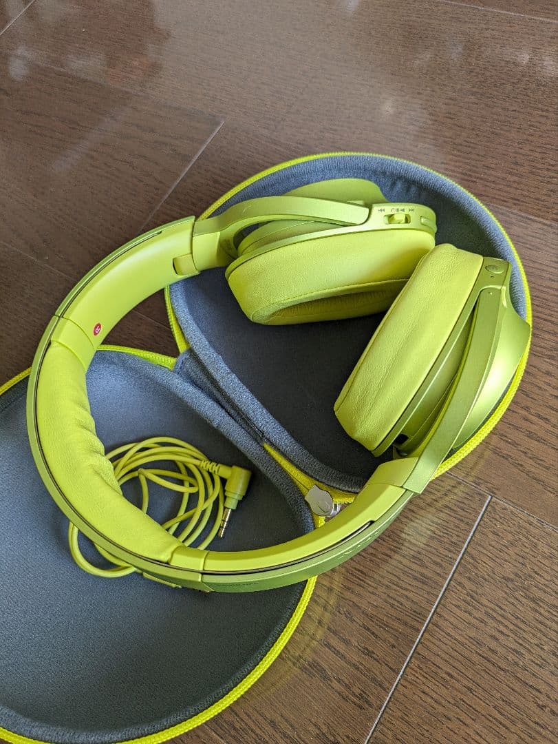 【SONY】 ワイヤレスヘッドホン ライムイエロー　MDR-100ABN