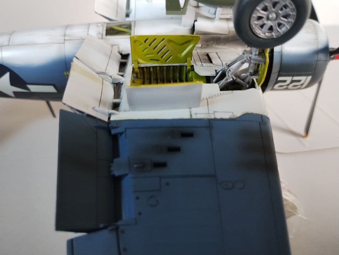 プラモデル完成機　1/48　F4Uコルセア