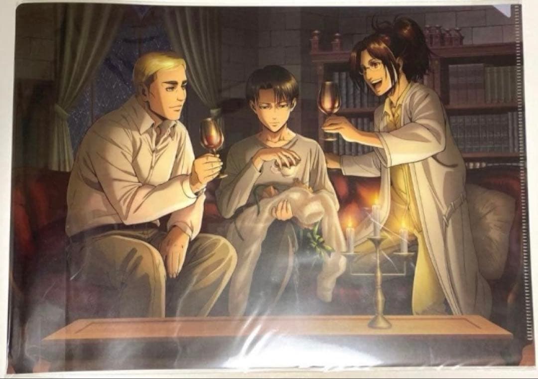 進撃の巨人　クリアファイル　リヴァイ バースデー12.25 ✨エルヴィンハンジ