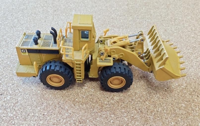 ミニ パワーワイド CATERPILLAR 992C ホイールローダー
