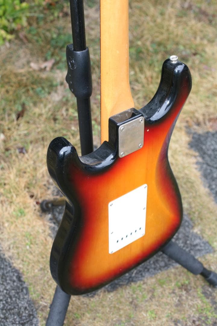 ギター Yamaha ST600R 1984?