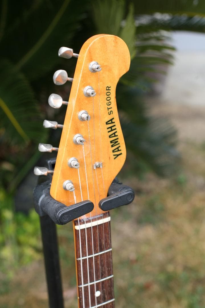ギター Yamaha ST600R 1984?