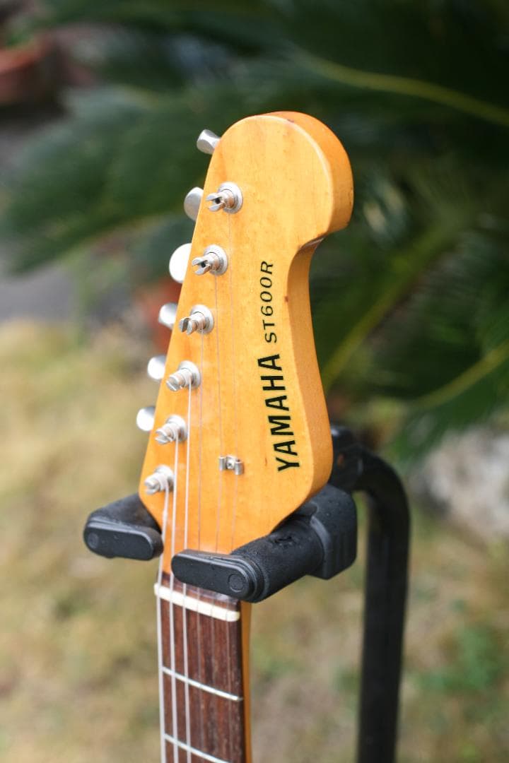 ギター Yamaha ST600R 1984?