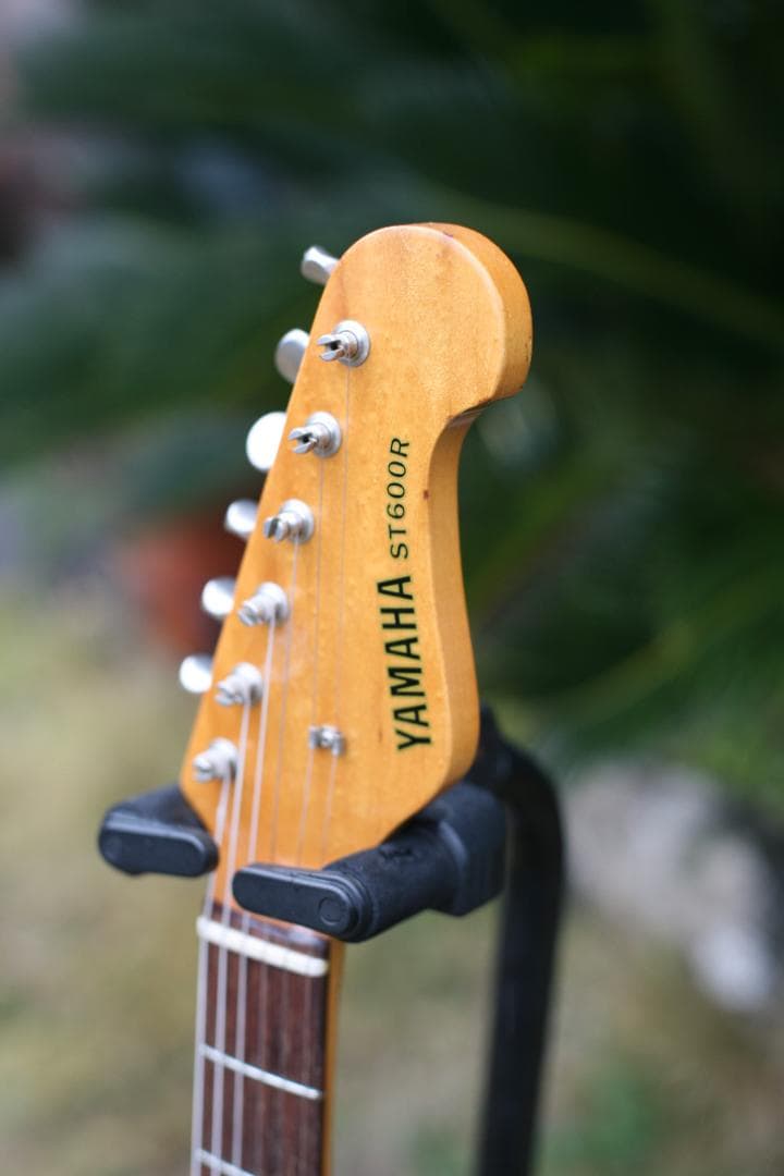 ギター Yamaha ST600R 1984?