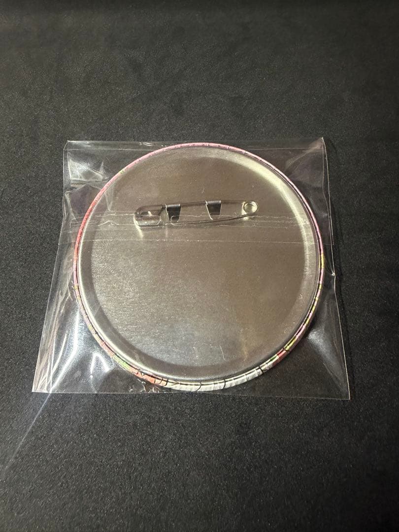 ONE PIECE ニコ・ロビン 東京ワンピースタワー限定 缶バッジ