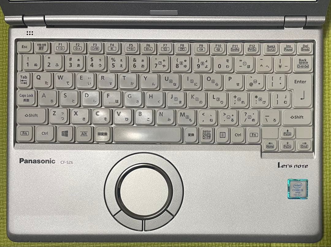 SZ6-刺しゅう用ノートパソコン ブラザー ジャノメ JUKIも可能❗️