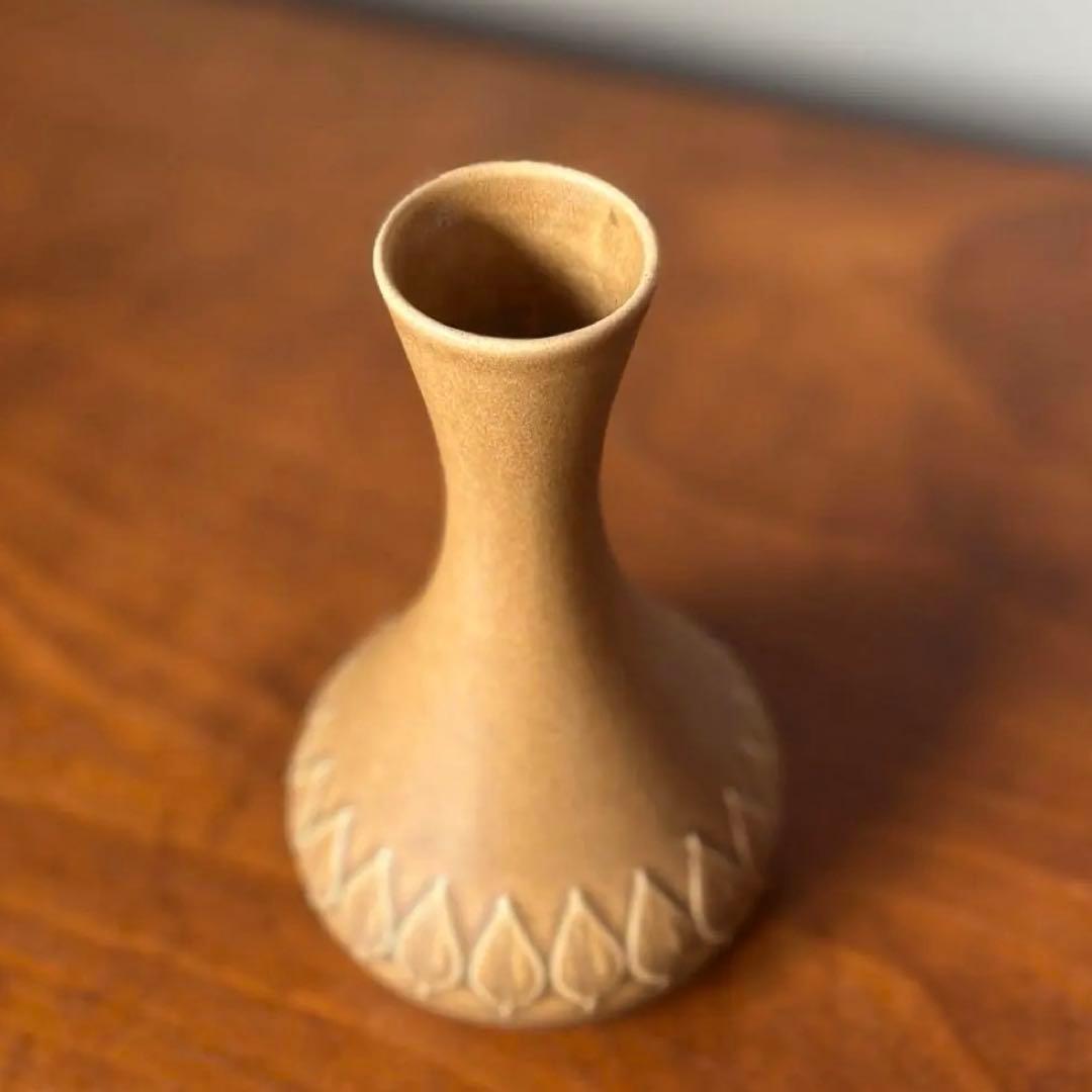 【希少】 NISSEN RELIEF 花瓶 16cm クイストゴー