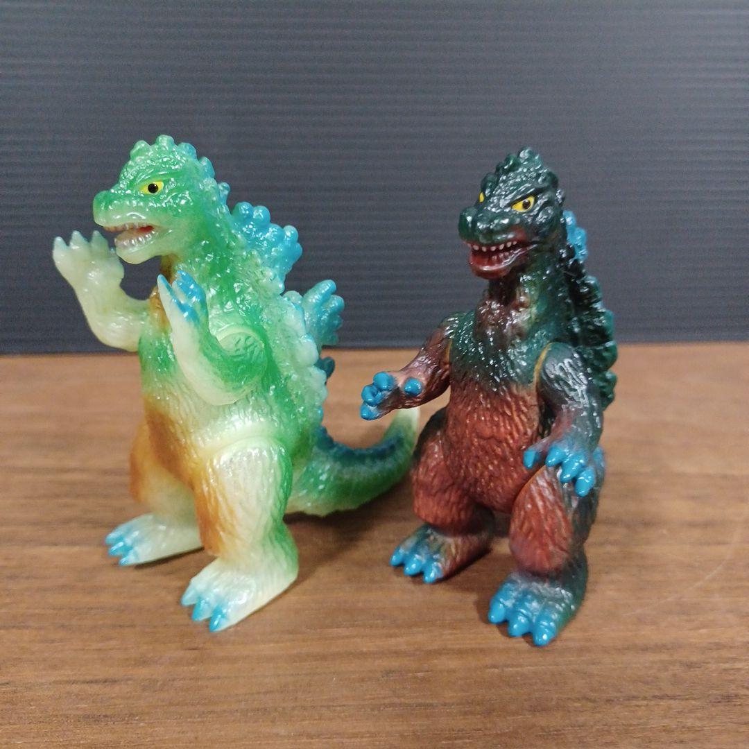 当時物　特撮大百科　ブルマァク伝説シリーズ　ゴジラ＆東京タワー付き2体セット