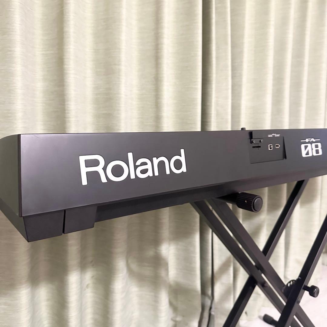 【美品】ROLAND　シンセサイザー　ローランド　FA-08