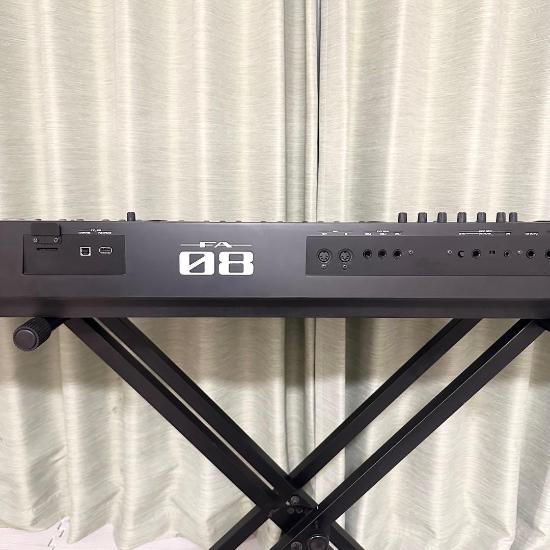 【美品】ROLAND　シンセサイザー　ローランド　FA-08