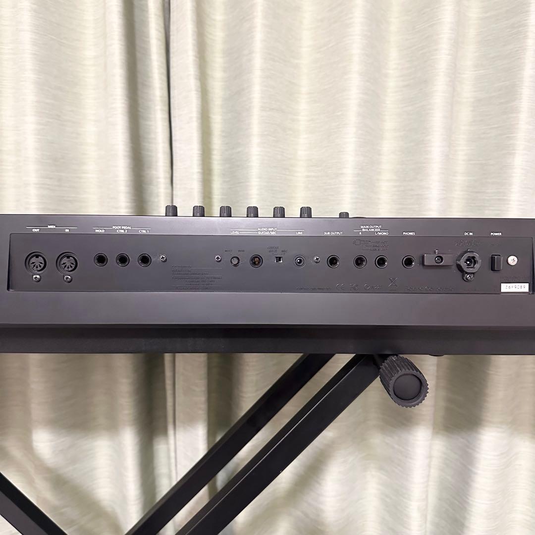 【美品】ROLAND　シンセサイザー　ローランド　FA-08