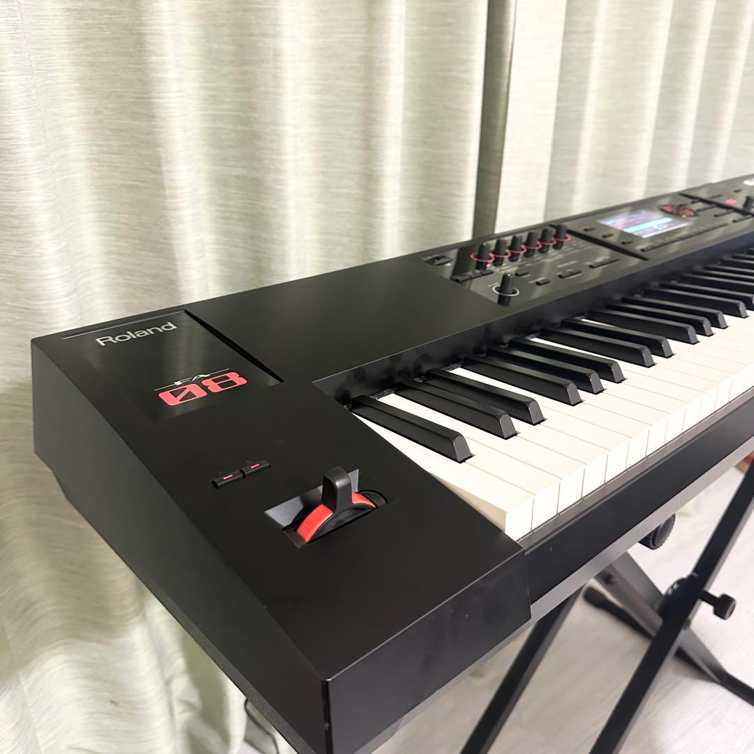 【美品】ROLAND　シンセサイザー　ローランド　FA-08