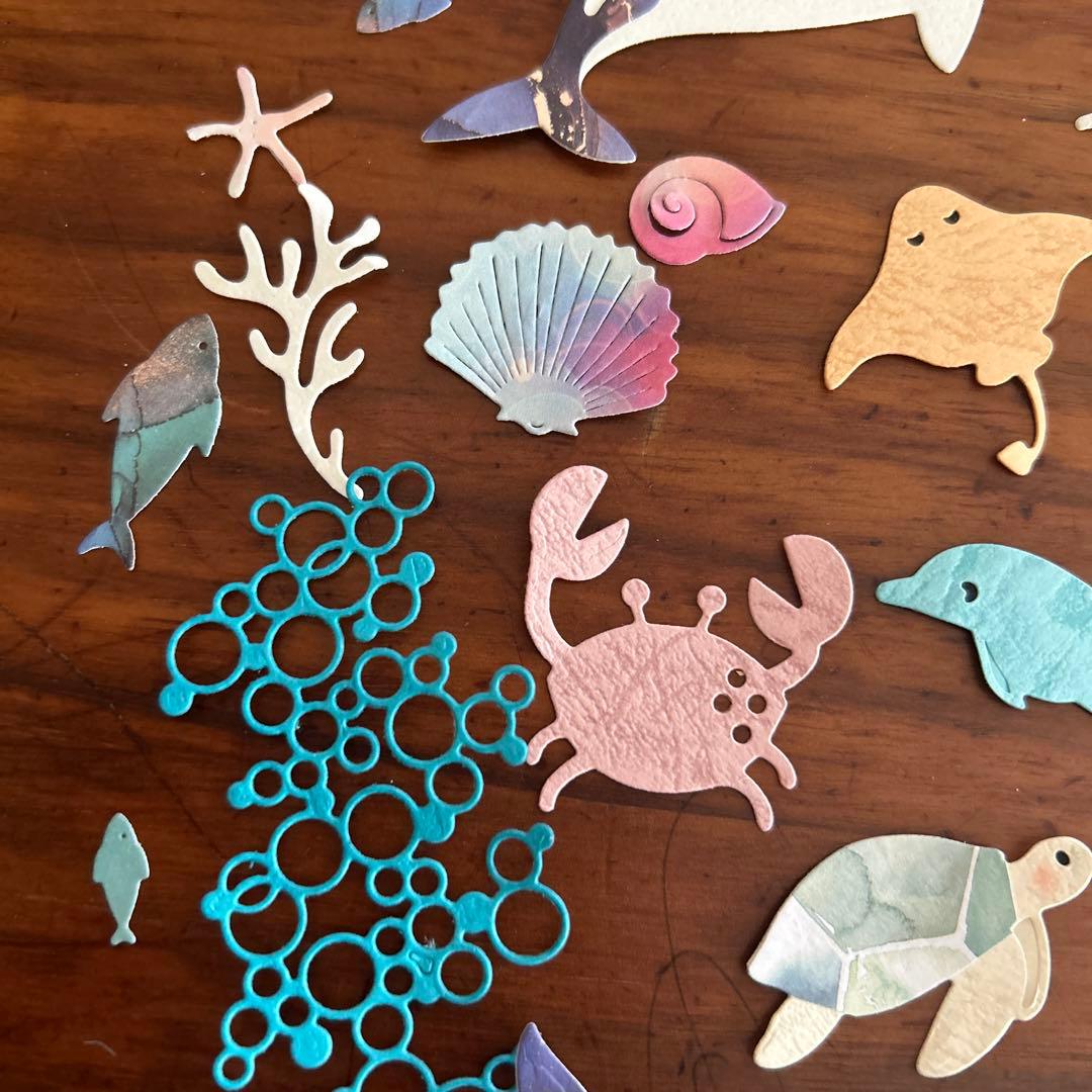 大きい　海の生き物　ペーパークラフト　ダイカット アルバム素材　色紙素材