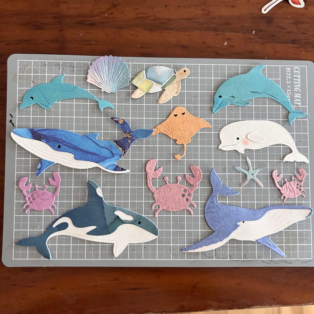 大きい　海の生き物　ペーパークラフト　ダイカット アルバム素材　色紙素材
