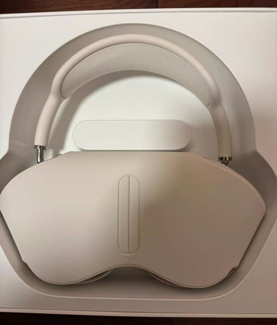 AirPods Max 第2世代　スターライト