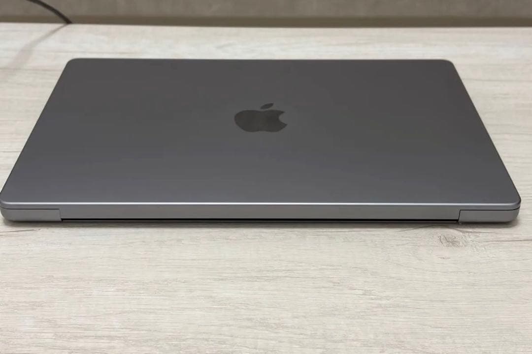 MacBook Pro 14インチ M1Pro メモリ16GB SSD512GB