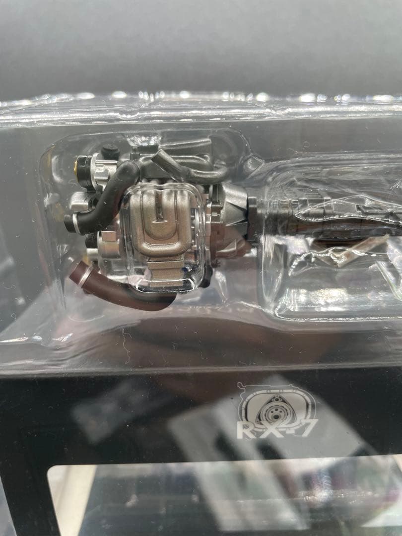 RX-7 1/18スケールモデル
