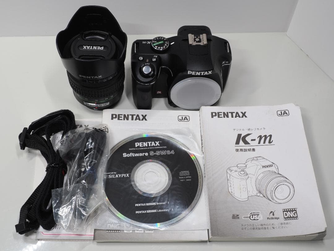 ゆ*ー様 ペンタックス デジタル一眼レフ K-m とDA 18-55mm レンズ