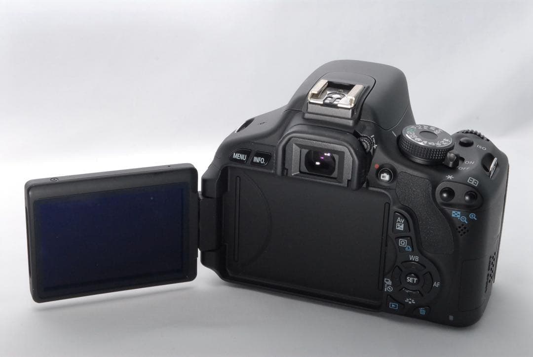 Canon Kiss X5 デジタル一眼レフ本体 標準レンズセット⭐︎入門機に◎