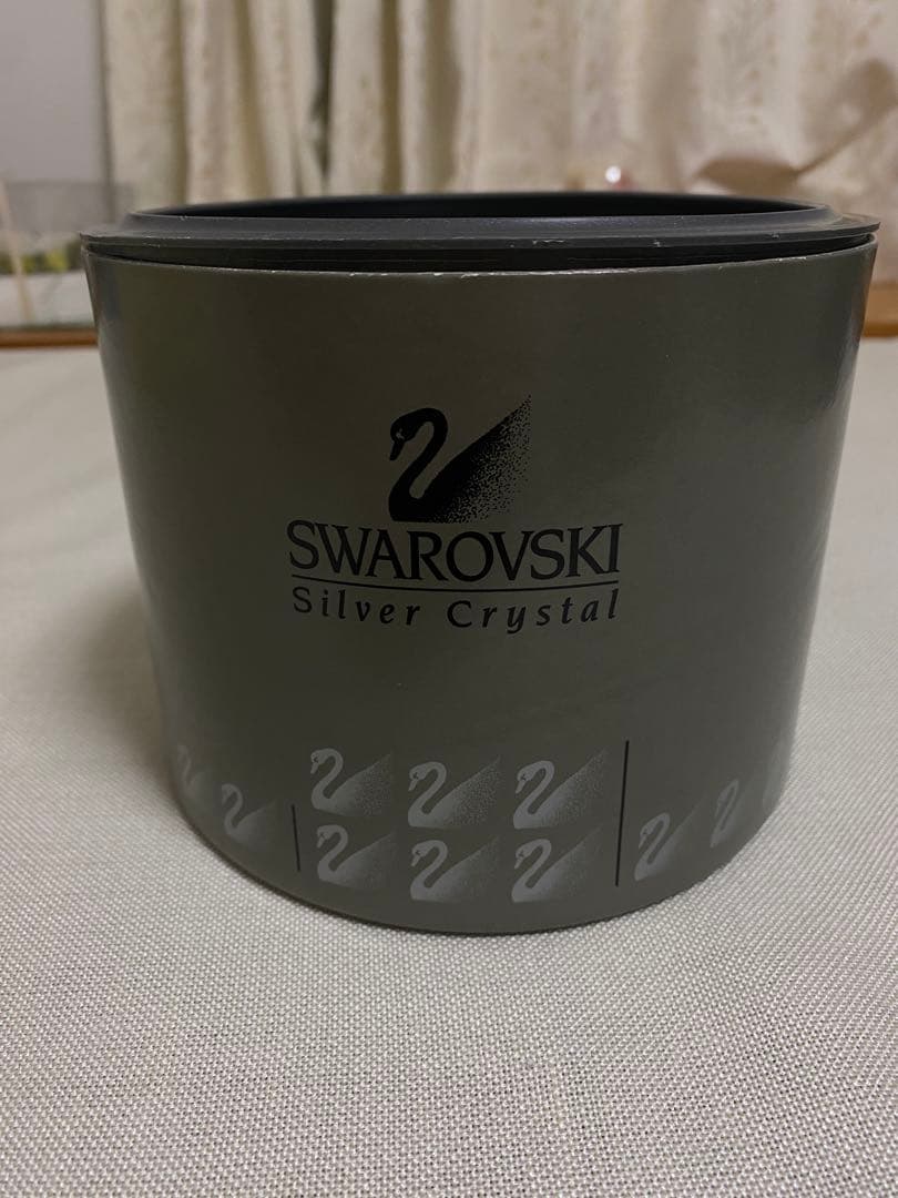 スワロフスキー ダイヤモンド型置物 大型（8cm径）保証書・座布団付