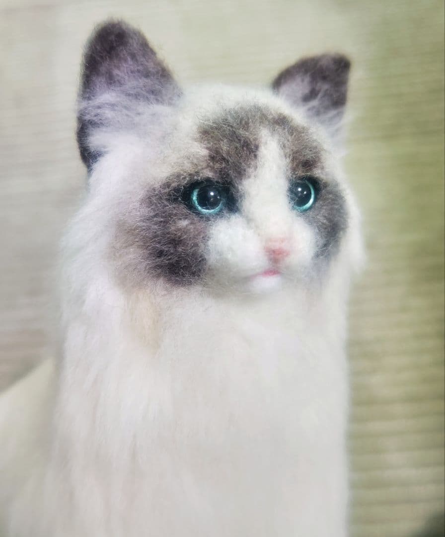 羊毛フェルト 　猫 　ラグドール 置物　観賞用