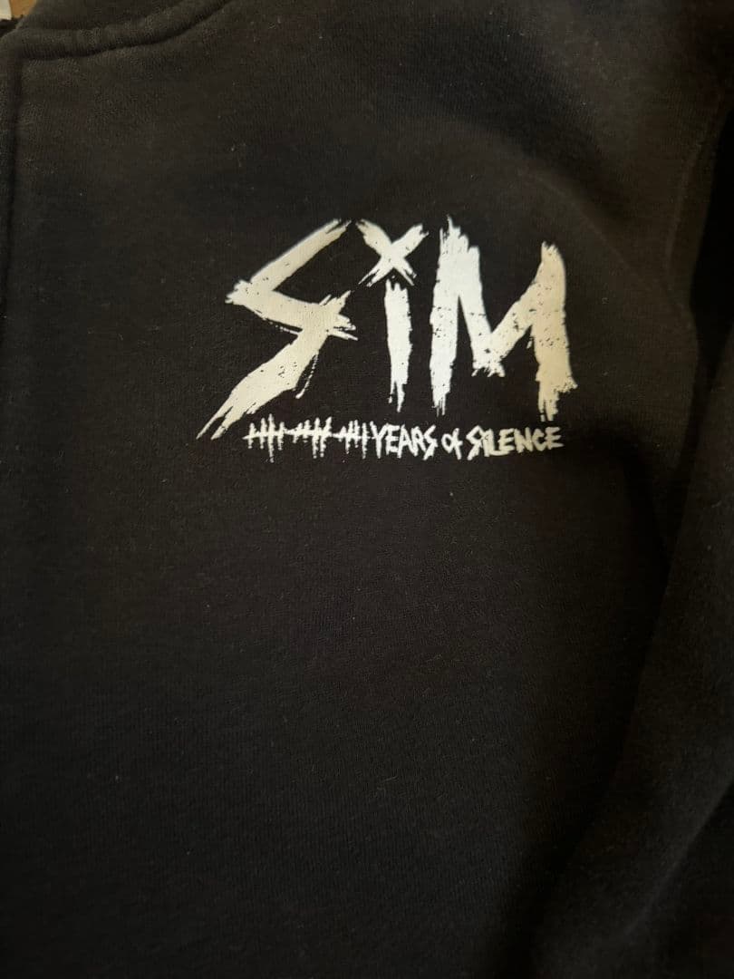 SiM 刺繍入りパーカー XXL