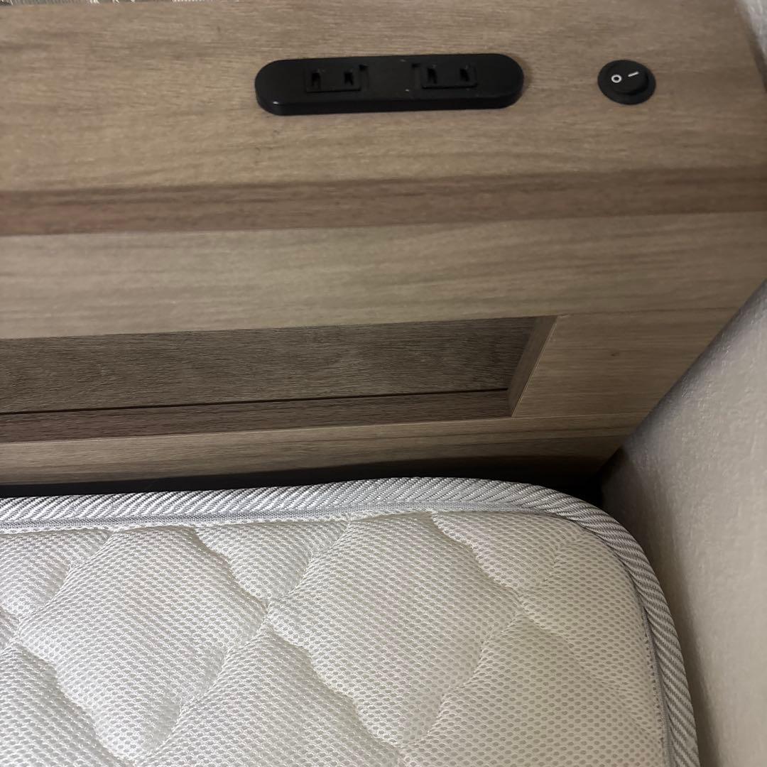 【引取限定】RASIK収納ベッドフレーム照明付きタイプグレージュ(ショート丈)