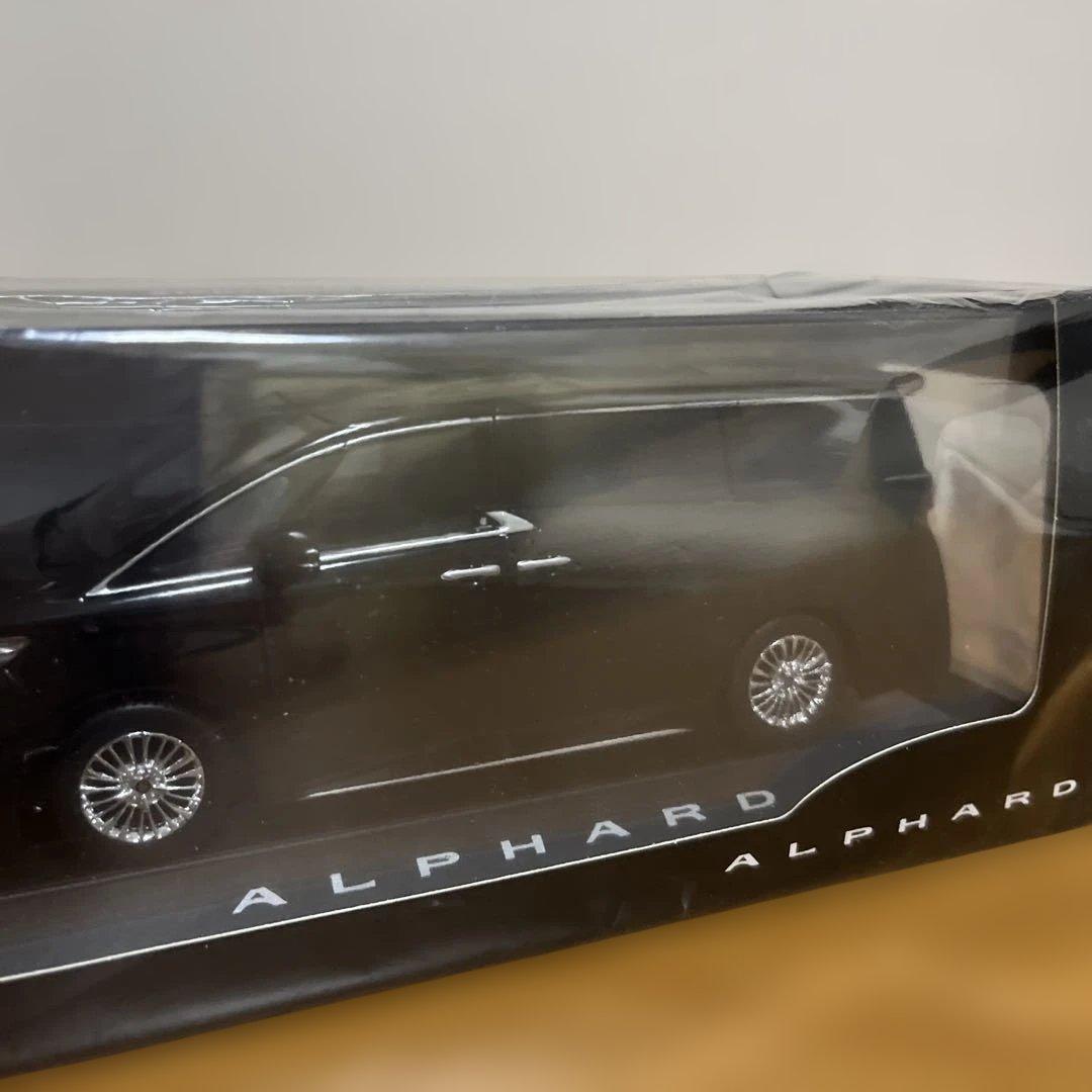 ALPHARD カラーサンプル　ミニカー