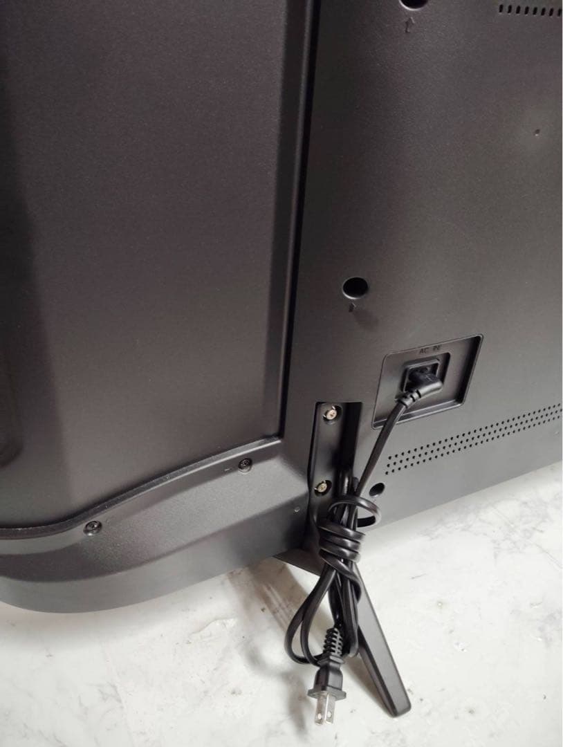 即日受渡❣️全国送料込DMM65V型4K液晶モニターHDR対応スピーカーリモコン