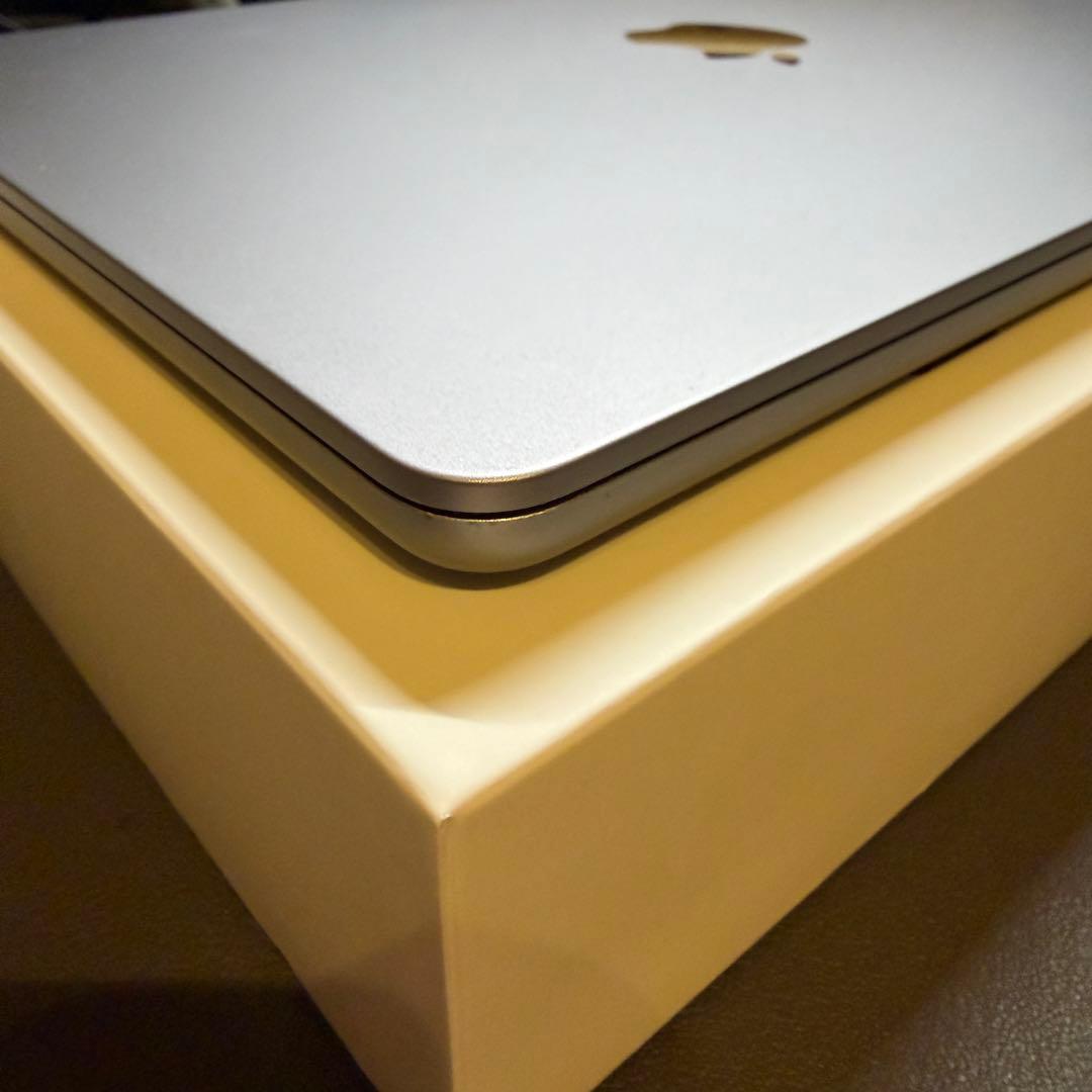 MacBook Air M2 13インチ スペースグレー【16GB/512GB】