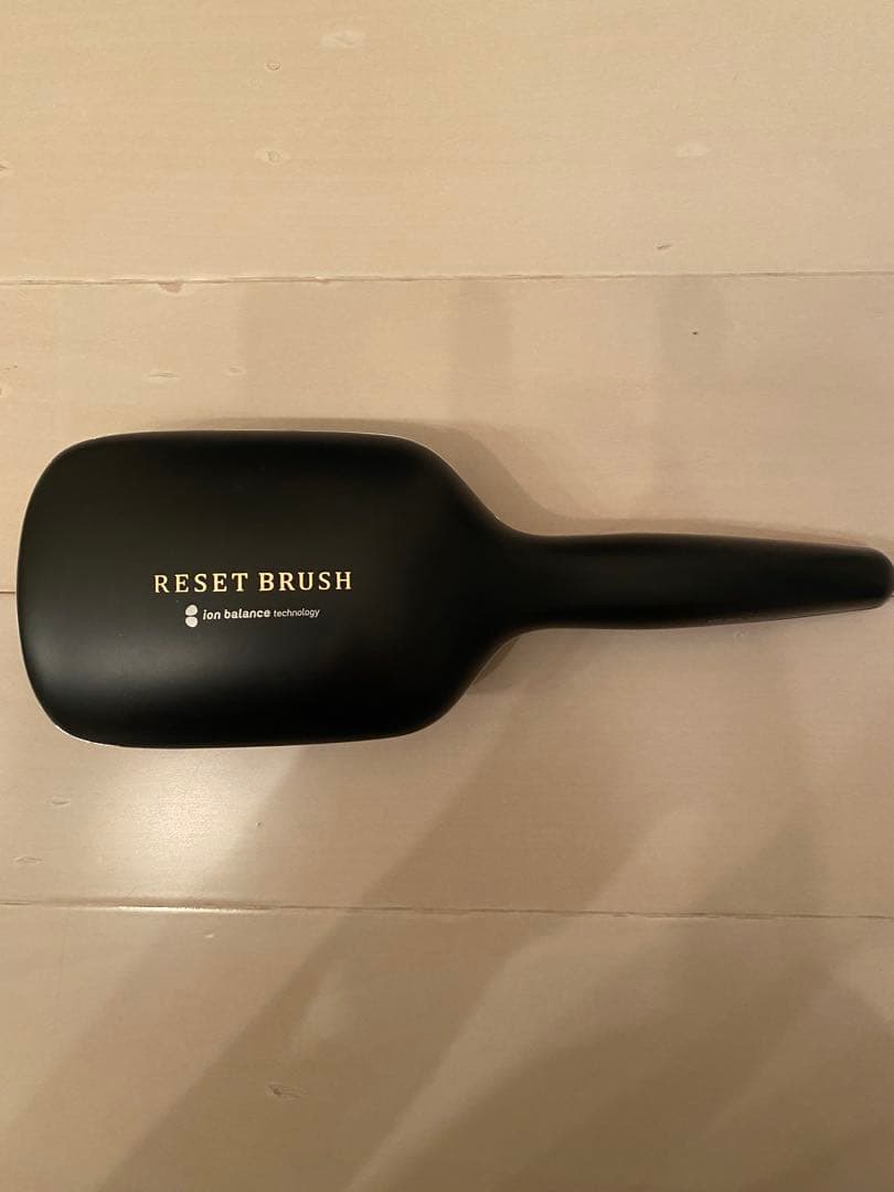 ヘアアイロン RESET BRUSH ion balance technology