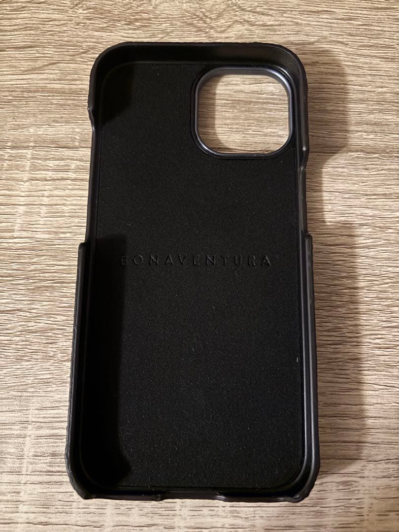 ボナベンチュラ　iPhone15カバー　エトープ　美品