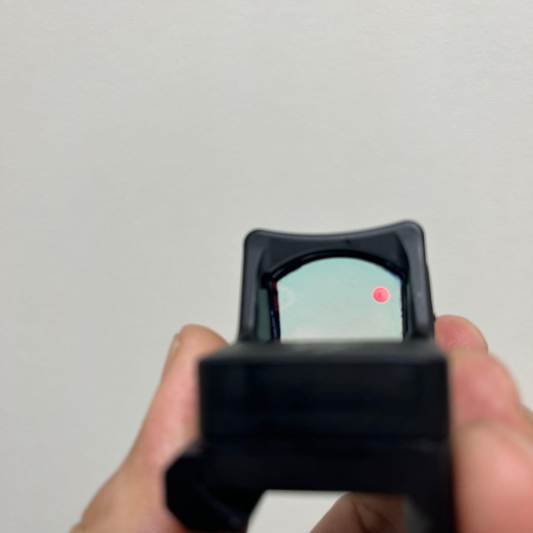 ち*い様 DMAG RMRタイプドットサイト (BK)dpp titaniumプ