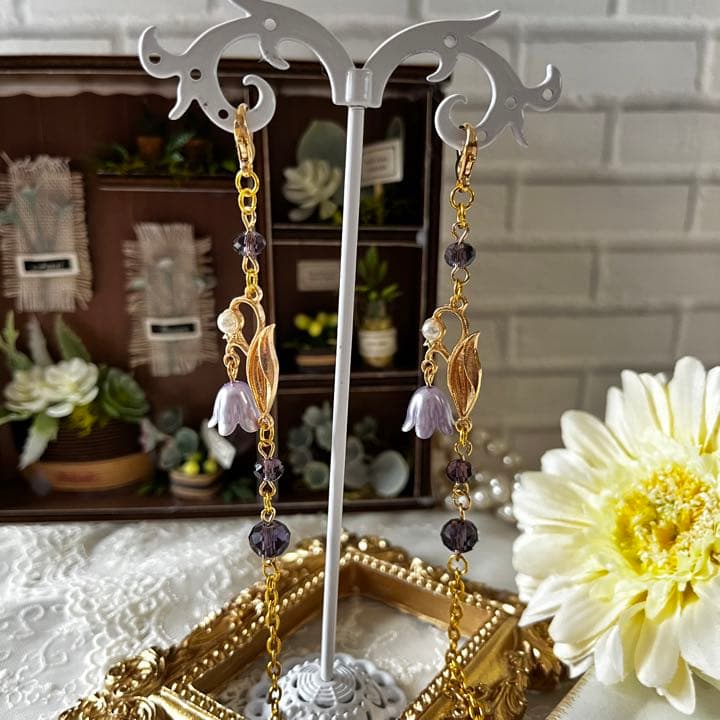 ♪❤️ 鈴蘭　スズラン　パール　ガラスビーズ　マスクチェーン　メガネチェーン