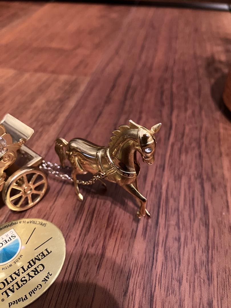 スワロフスキー置物