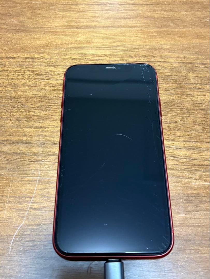 Apple iPhone11 64GB SIMロックあり　KDDI