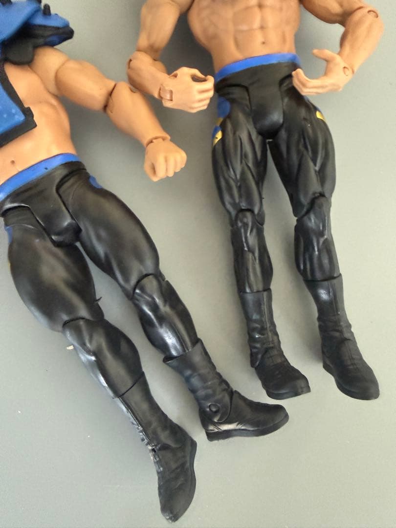 WWE スパイク付き肩パッド フィギュア 2体セット