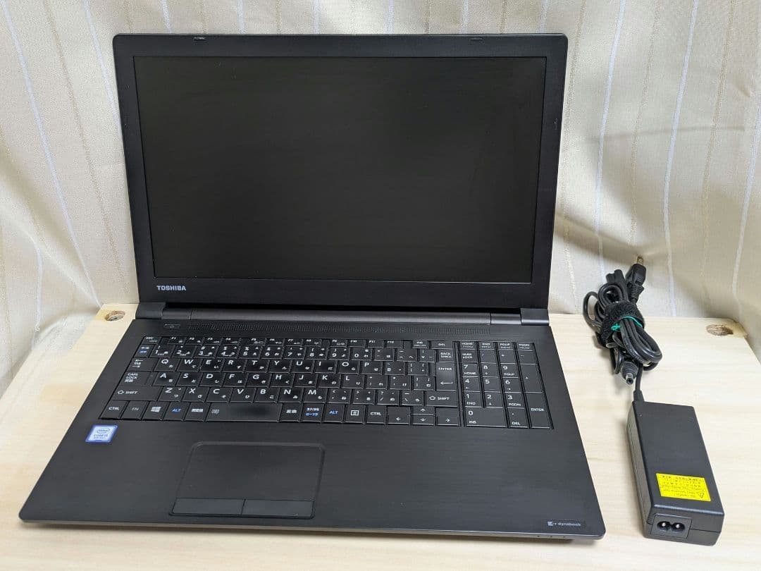 Win11正式対応dynabook i3-8世代 8GB 256GB オフィス付