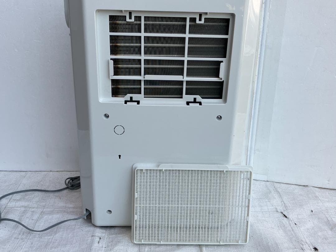 美品★23年★コロナ　冷風・衣類乾燥除湿機 どこでもクーラー CDM-1023
