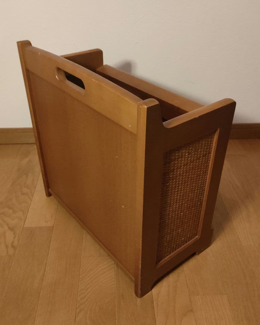 karimoku カリモク家具 マガジンラック ラタン 木製 レトロモダン