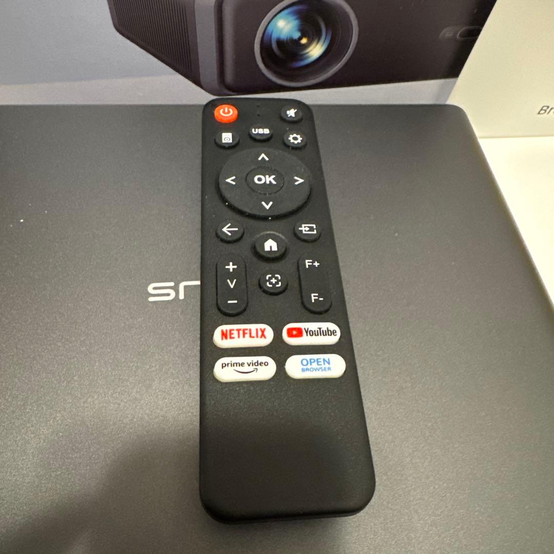 iWIMIUS P65 Video Projector 本体