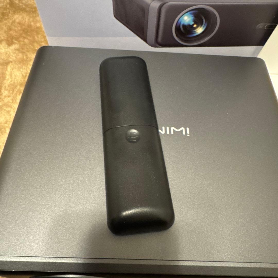 iWIMIUS P65 Video Projector 本体